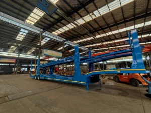 2/3 Axle 6/8/10 Car Double Deck Hydraulic Lifting Car Carrier Trailer (Customized)