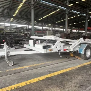 2-Car Carrier Transport Trailer 2 Axles High Steel Structure Aluminum Upper Hydraulic Steel Tires Brake Traction Hook Outrigger
