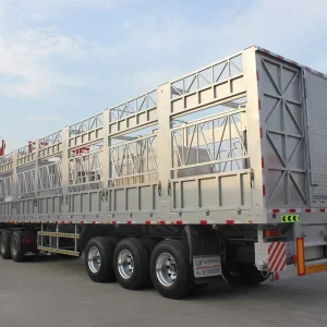 3 Axle Stake Fence Semi Trailer 60ton Animal Carrier Truck Trailer Transportation of Bulk Goods