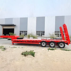 3 Axle Steel Low Bed Semi Trailer with Hydraulic Ramp for Excavator Construction Machinery Transport