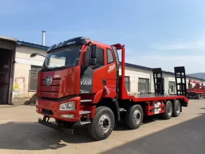 8*4 Flatbed Trailer with a Load Capacity of 30 Tons Suitable for Transporting Excavators Scrapped Vehicles Etc