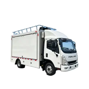 Custom Size Diesel Manual Mobile Fast Food Truck Commercial Catering Food Trailer with Complete Equipment