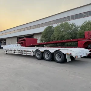 Customizable Heavy Duty Gooseneck Low Bed Semi Trailer Steel Construction 60000kg Payload Capacity Adjustable