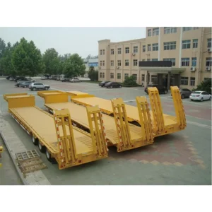 Efficient Heavy Transport 3 Axle 80 Ton Equipment Trailer Low Bed Semi Trailer Gooseneck Trailer With Factory Outlet