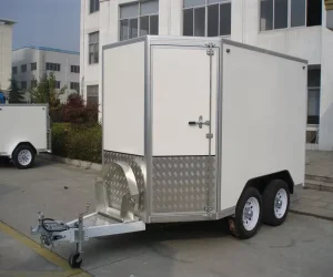Enclosed Cargo Trailer Rear Ramp Door