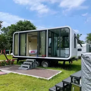 Fully Equipped Steel Chalet Prefabricated Tiny Home Wheels Container Cabins Mobile Trailer House with Gym and Bathroom