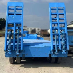 Heavy Duty 3 Axle 80ton Lowbed Semi Trailer for Heavy Equipment Transport with Double Section Hydraulic Ladder Made Steel
