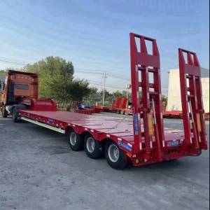 Heavy Duty Lowbed Semi Trailer with Hydraulic Ladder for Large Machinery Transport