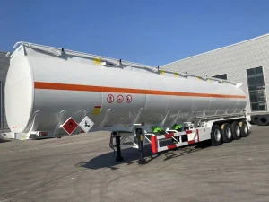 Large-capacity Gasoline Transport Carbon Steel Three-axle Tank Trailer