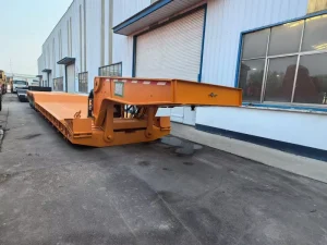 Made in China Heavy Truck Semi Trailer Lowbed Semi Trailer