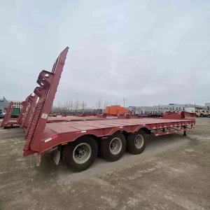 Manufacturer Low Bed Trailer Stock 3 Essieux Ou 4 Essieux 80 100Ton Porte Chard Pour Afrique Low Bed Semi Trailer