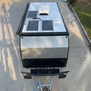 Offroad Caravan USA Style Travel Trailer with 2990KG Payload 6695mm Length Customized Interior