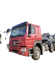 Sinotruk Truck Tractor Unit with 6×4 Truck Towing Trailer Semi-trailer for Cargo Transportation