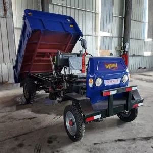 Superior Compact Mini 4×4 Dump Truck Durable Heavy Duty Farm and Construction Cargo Truck