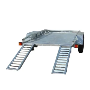 The Factory Manufactures and Sells Car Trailers for Consigning Cars