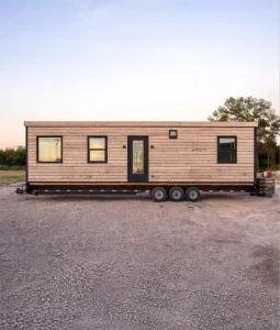 Trailer House with Prefabricated Insulated 20ft House Kit Tiny Wheels Mobile Trailer Log Cabin Kits Prefab Home