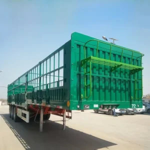 Tri Axle Stake Fence Semi Trailer Heavy Duty Enclosed Livestock Cargo Transport Trailer for Bulk Goods