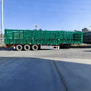Tri Axle Steel High Fence Livestock Stake Semi Trailer Heavy Duty 80Ton Cargo Trailer for Livestock Bulk Commodity Transport