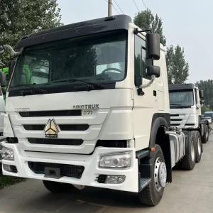 Used Sinotruk HOWO 371HP Tractor Truck 6×4 Trailer Head
